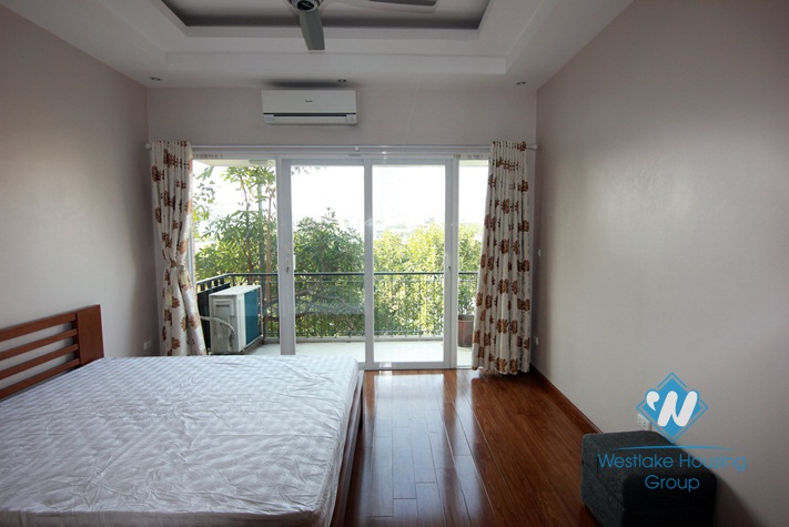 04 bedrooms house with lake view for rent in Tay Ho area 